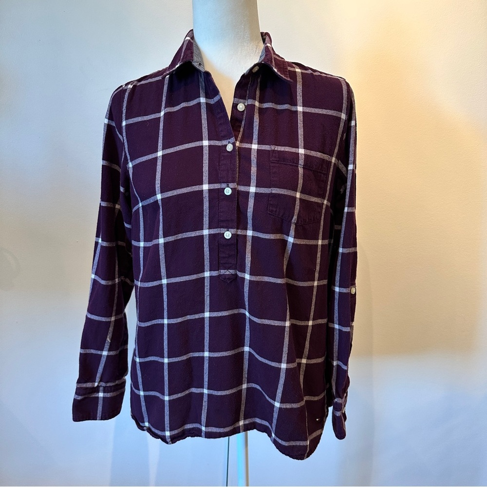Tommy Hilfiger Plaid Button-Pullover Shirt in Deep Plum Size M
